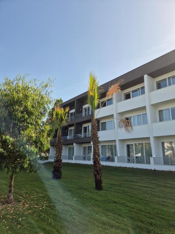 Suite Hotel Dominicus Grisolia Exterior photo